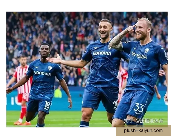勒沃库森的中场新星组织能力突出，助力球队持续连胜表现稳健