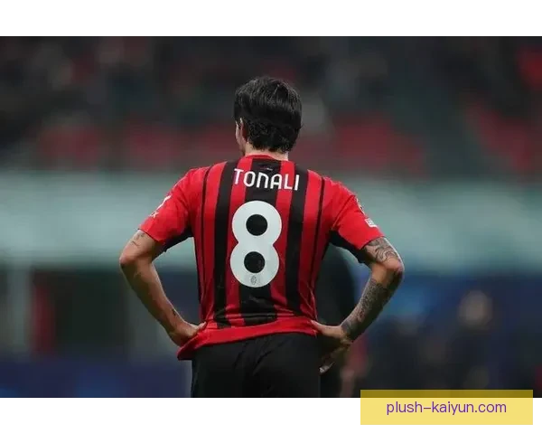 托纳利本赛季拦截数据表现稳健，防守贡献持续提升